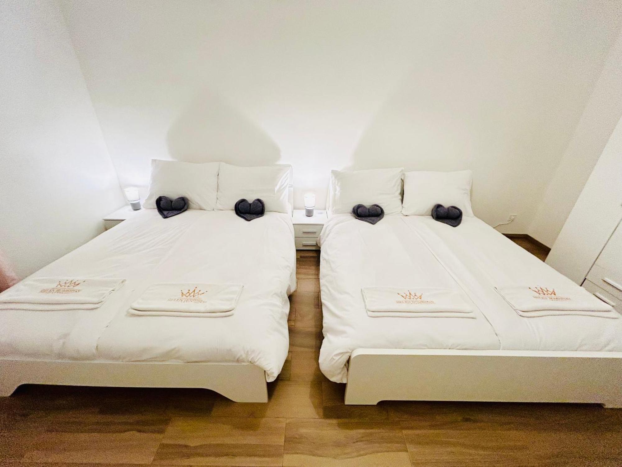 New Design & Style Apartments 50M From Wenceslas Square ปราก ภายนอก รูปภาพ