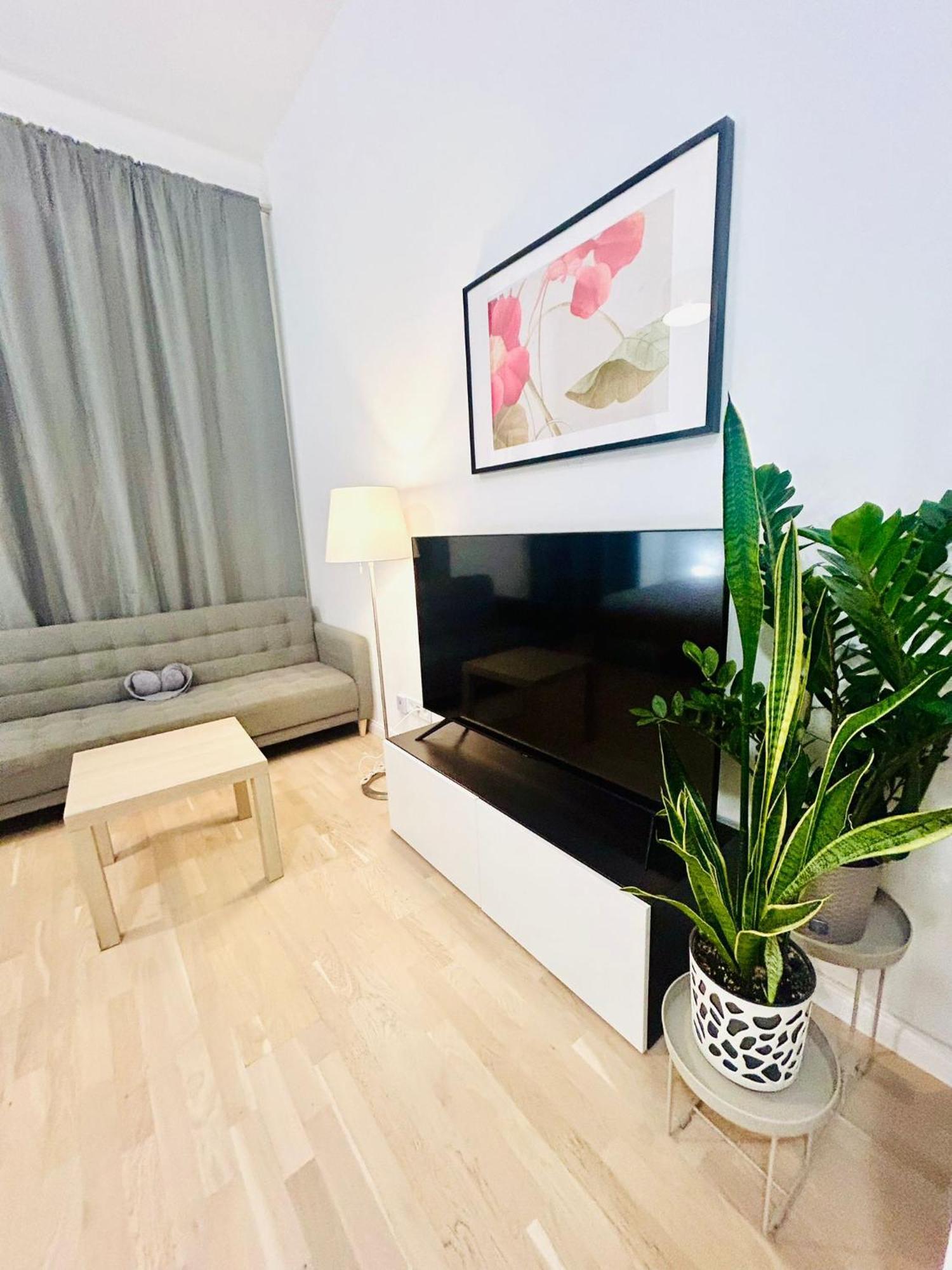 New Design & Style Apartments 50M From Wenceslas Square ปราก ภายนอก รูปภาพ