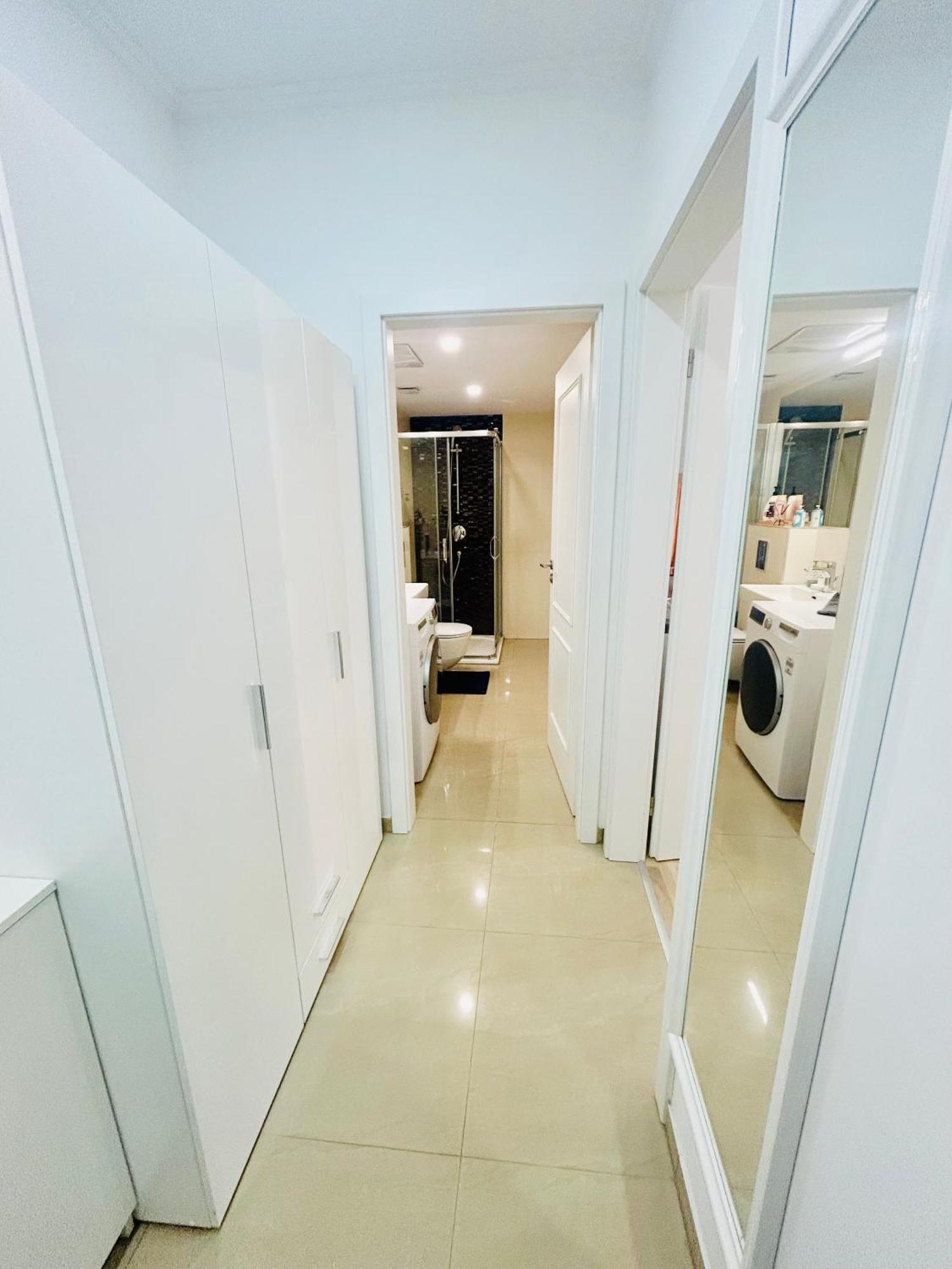 New Design & Style Apartments 50M From Wenceslas Square ปราก ภายนอก รูปภาพ