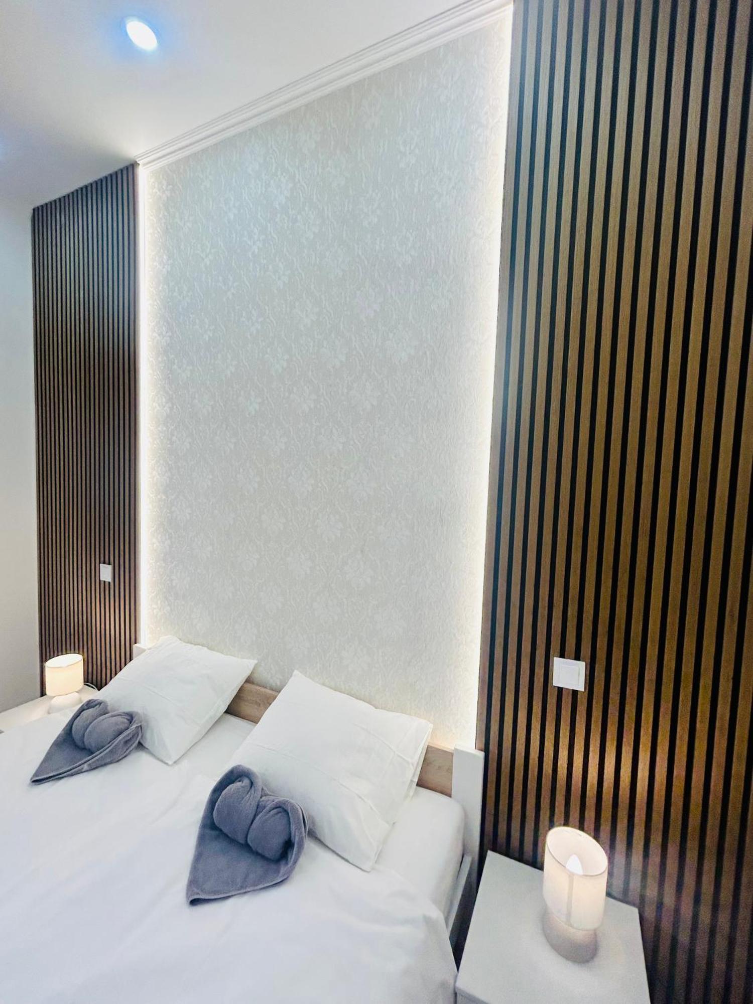 New Design & Style Apartments 50M From Wenceslas Square ปราก ภายนอก รูปภาพ
